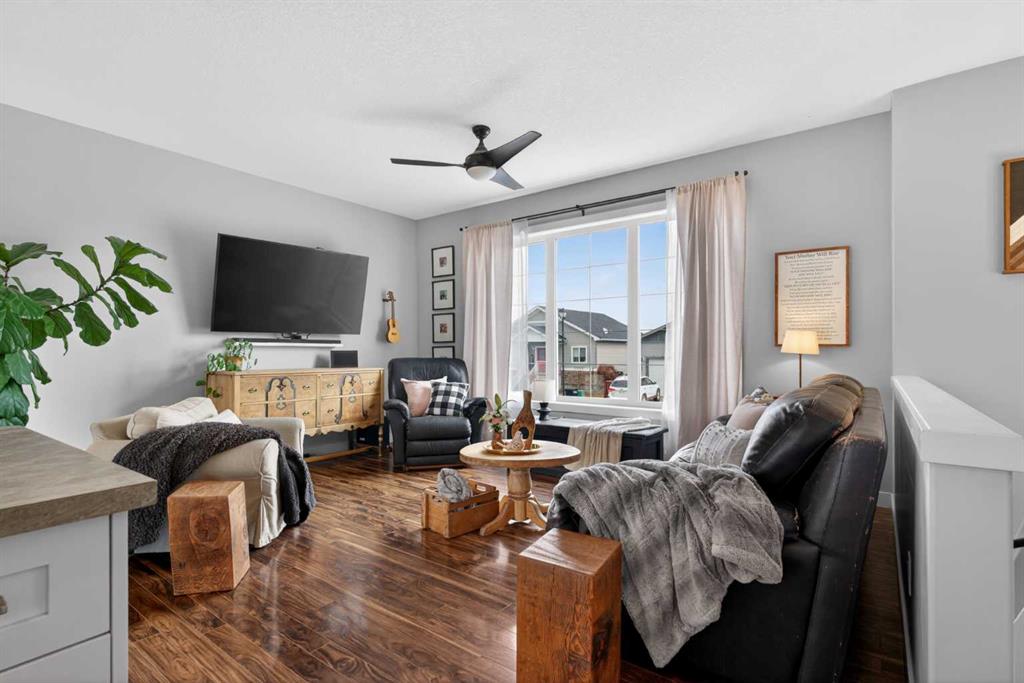 Picture for 612 Country Meadows Close NW