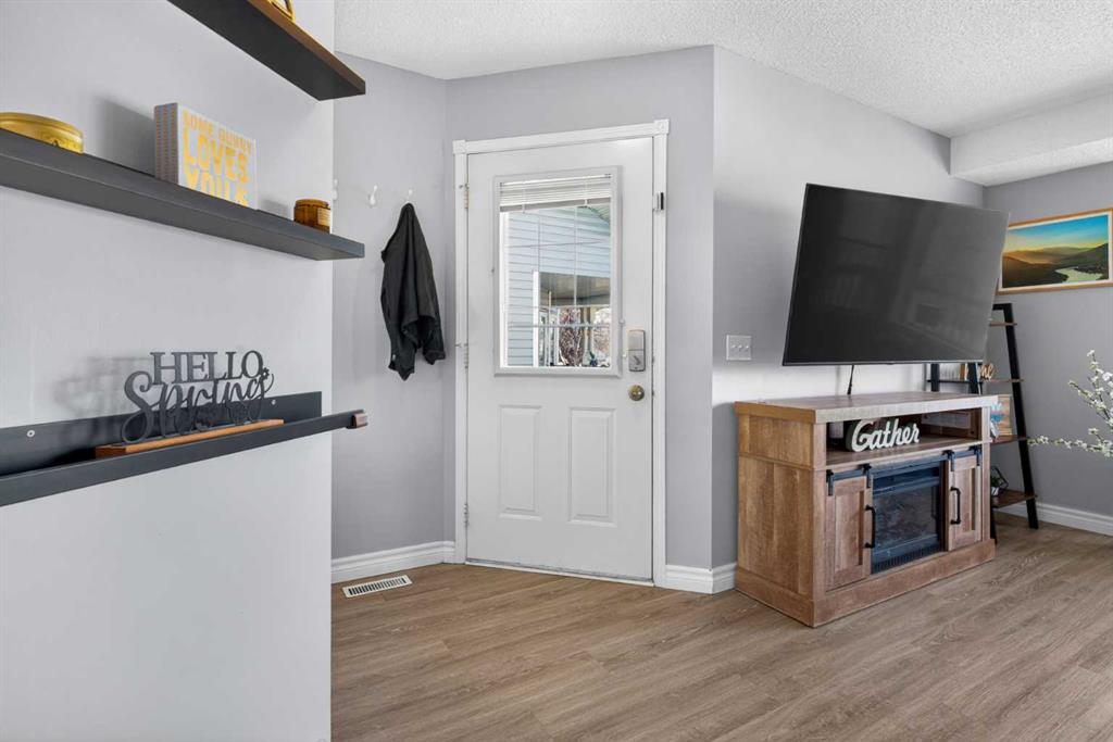 Picture for 14744 Mt McKenzie Drive SE