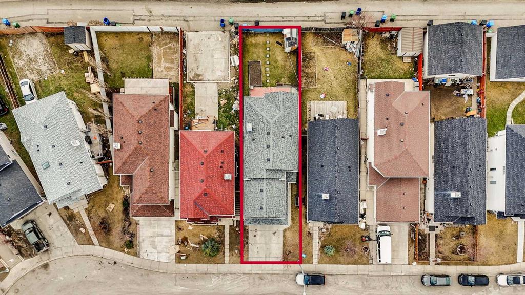 Picture for 75 Taralea Crescent NE