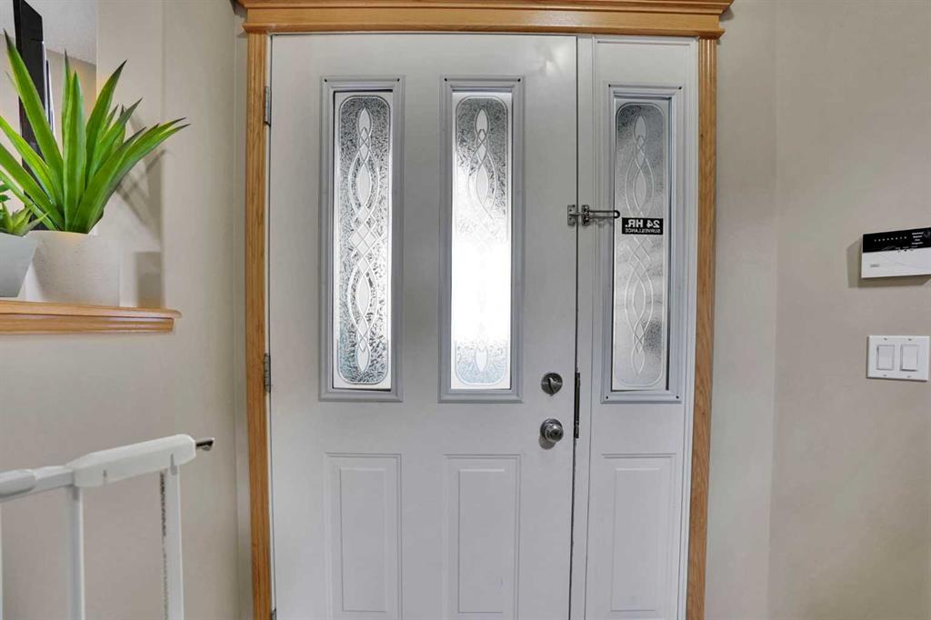 Picture for 75 Taralea Crescent NE