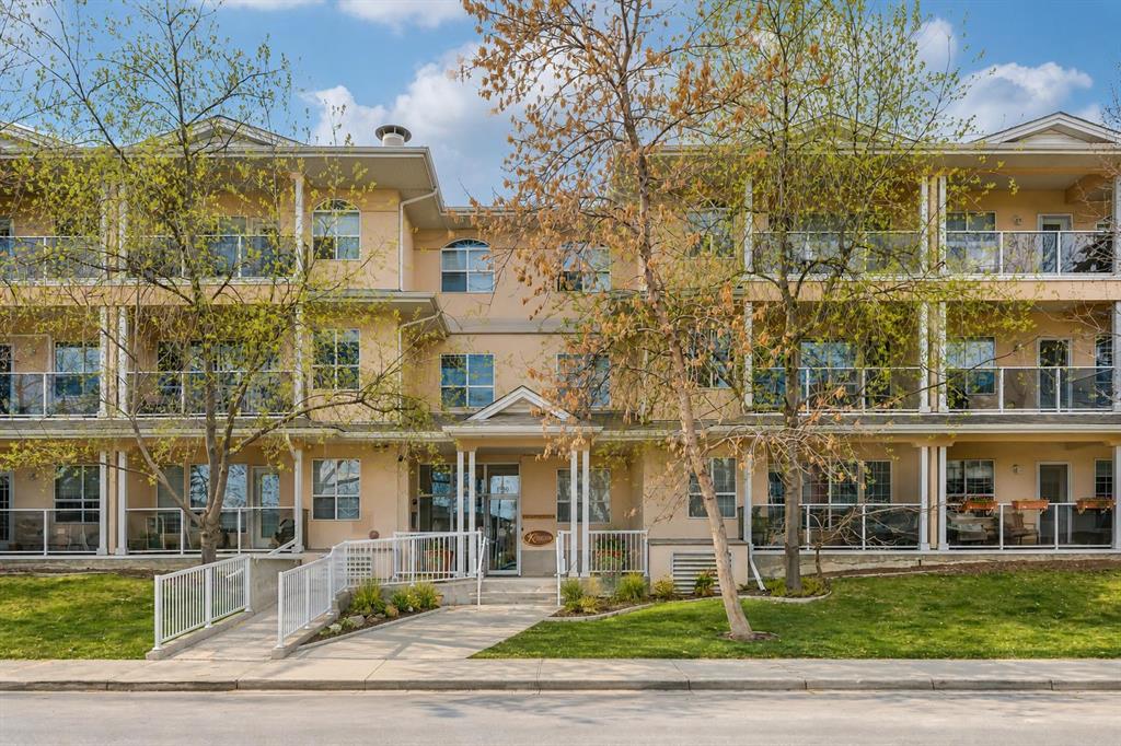 Picture for 304, 1919 31 Street SW