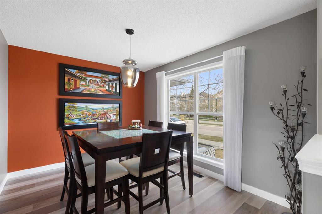 Picture for 18 West Springs Gate SW
