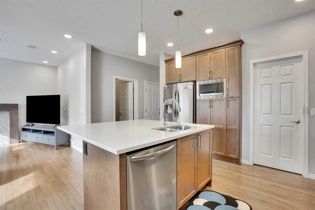 Picture for 148 Savanna Close NE