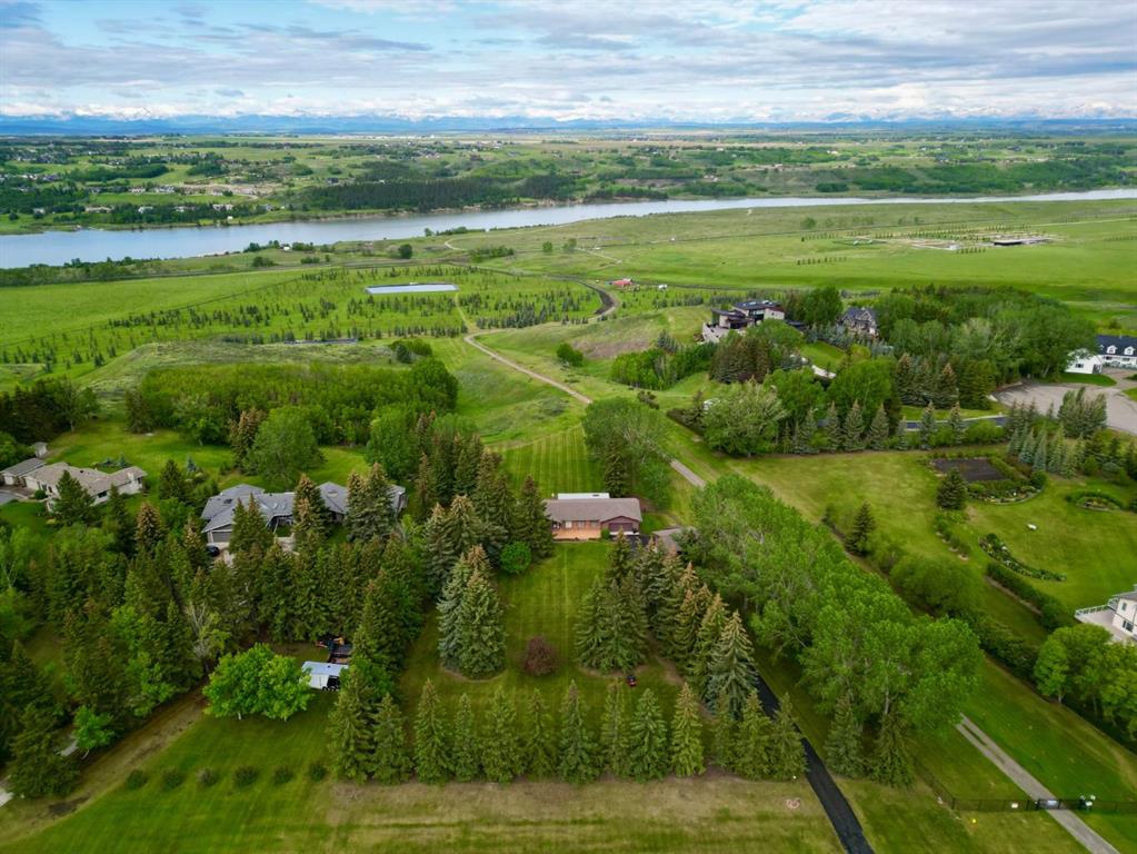 Picture for 119 Bearspaw Village Crescent 