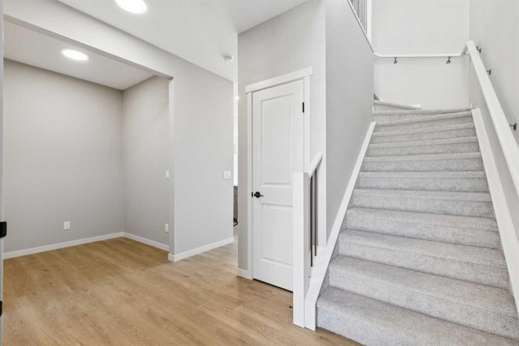 Picture for 386 Hotchkiss Manor SE