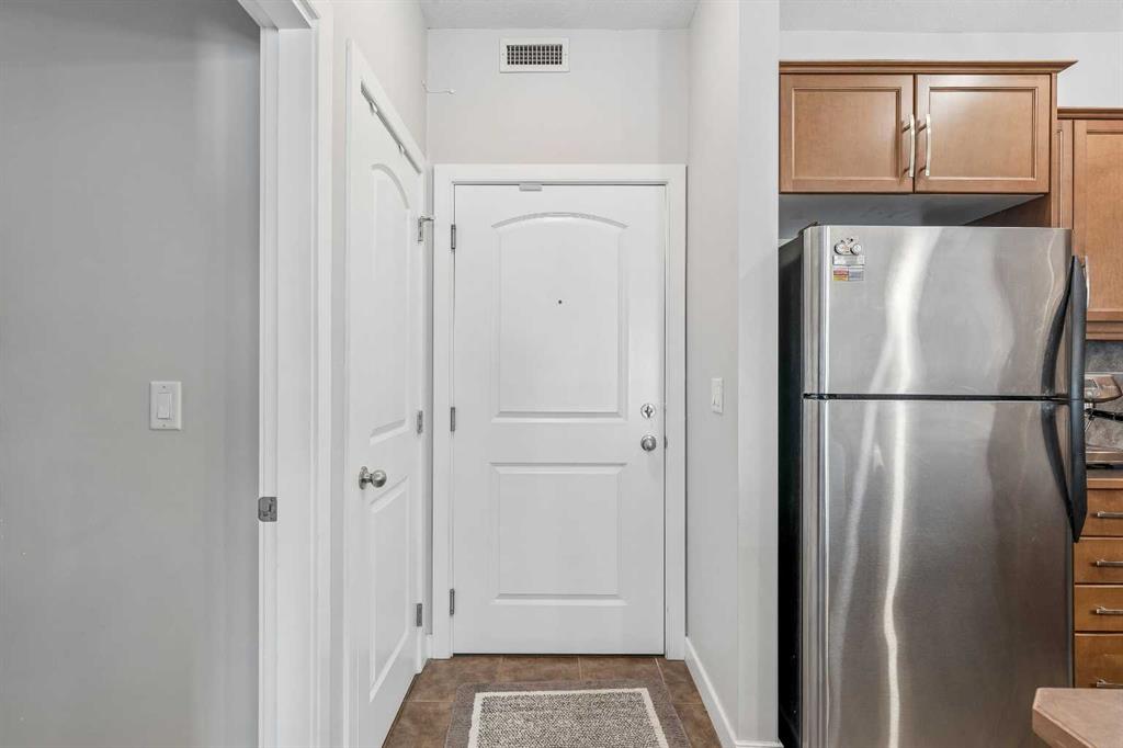 Picture for 306, 15304 Bannister Road SE