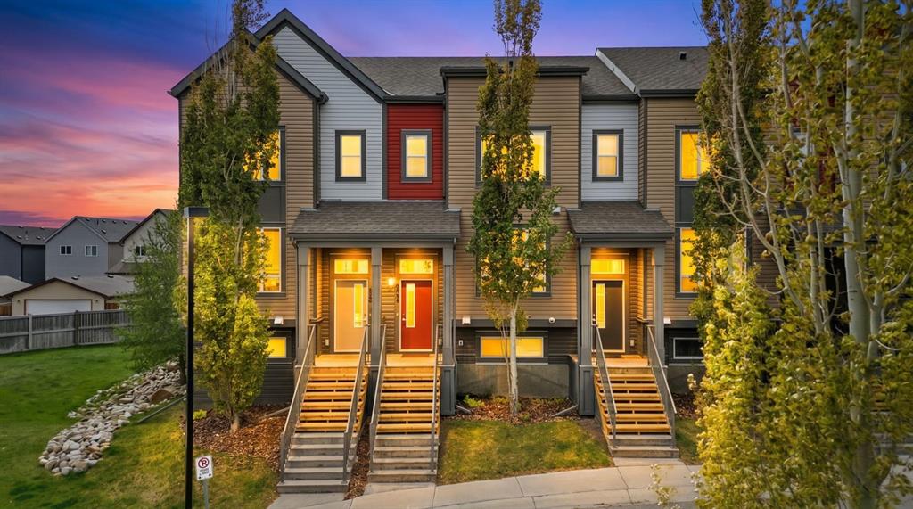 Picture for 131 Copperpond Row SE