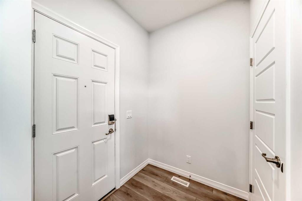 Picture for 120 Belmont Boulevard SW https://www.cirrealty.ca/reb/creb/05/A2266305_19.jpg