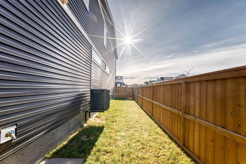 Picture for 120 Belmont Boulevard SW https://www.cirrealty.ca/reb/creb/05/A2266305_49.jpg
