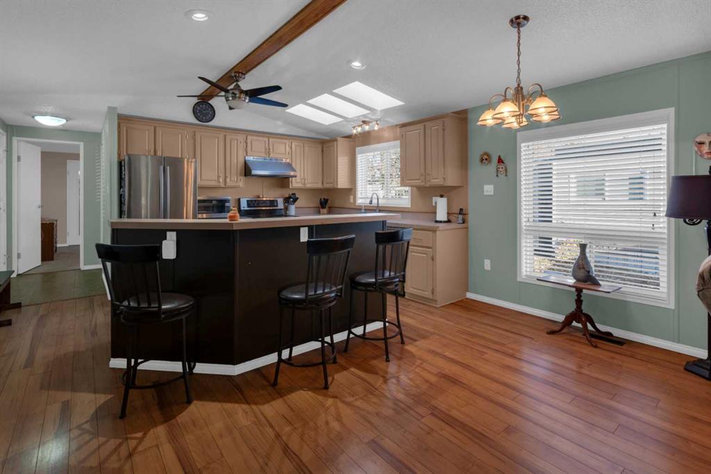 Picture for 235, 99 Arbour Lake Road NW https://www.cirrealty.ca/reb/creb/05/A2266905_10.jpg