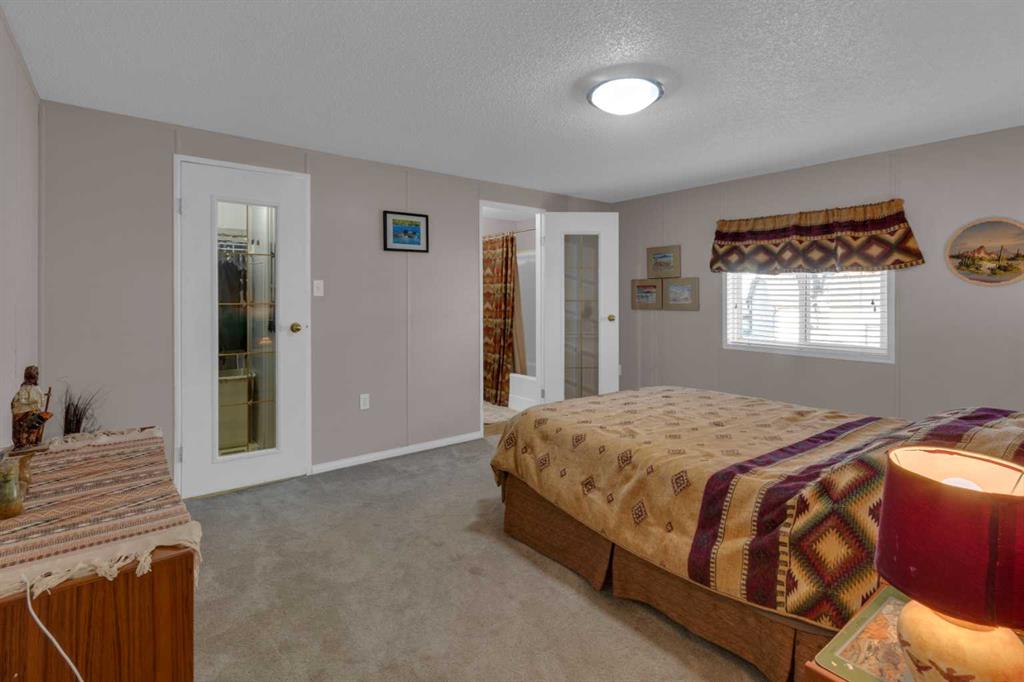 Picture for 235, 99 Arbour Lake Road NW https://www.cirrealty.ca/reb/creb/05/A2266905_18.jpg