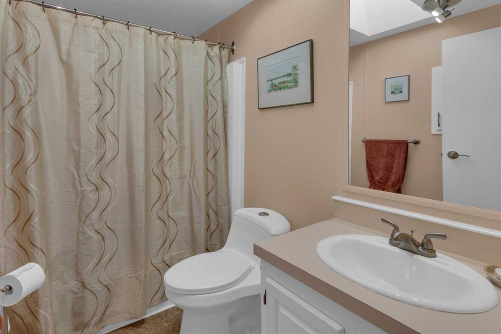 Picture for 235, 99 Arbour Lake Road NW https://www.cirrealty.ca/reb/creb/05/A2266905_24.jpg