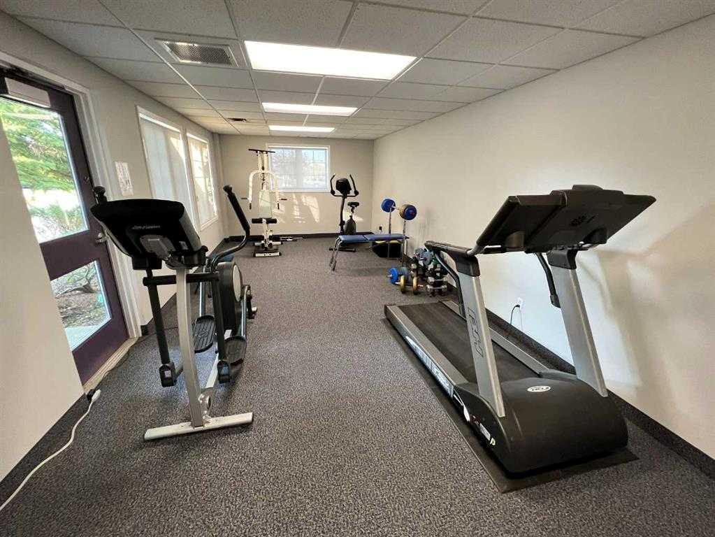 Picture for 235, 99 Arbour Lake Road NW https://www.cirrealty.ca/reb/creb/05/A2266905_37.jpg