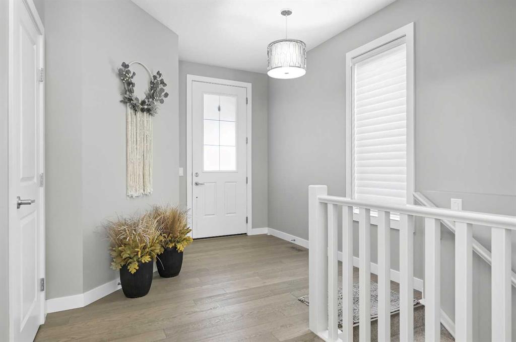 Picture for 224 Cranbrook Drive SE