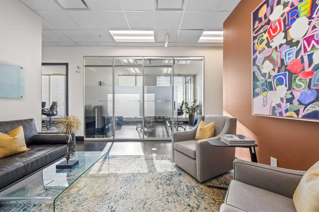 Picture for 601, 888 4 Avenue SW