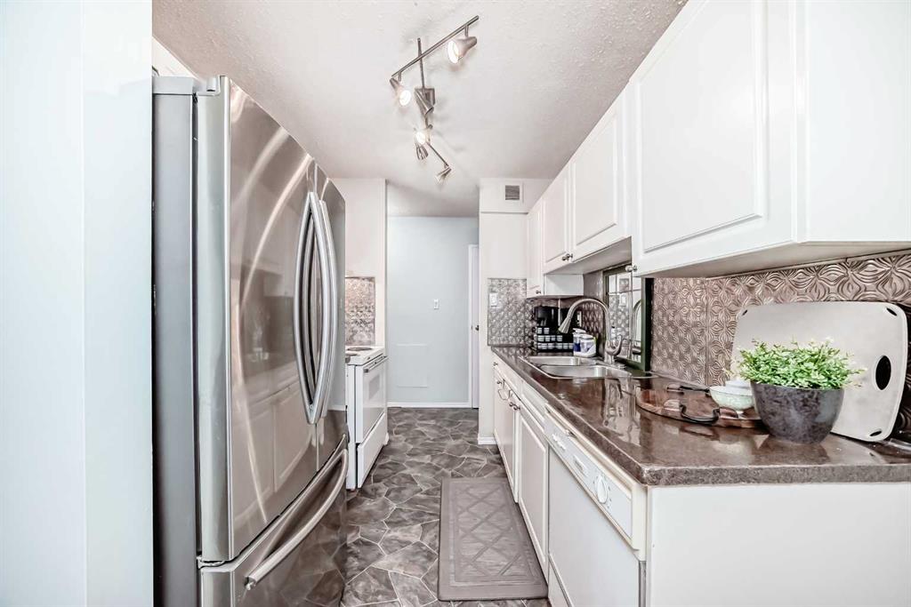 Picture for 191, 8948 Elbow Drive SW