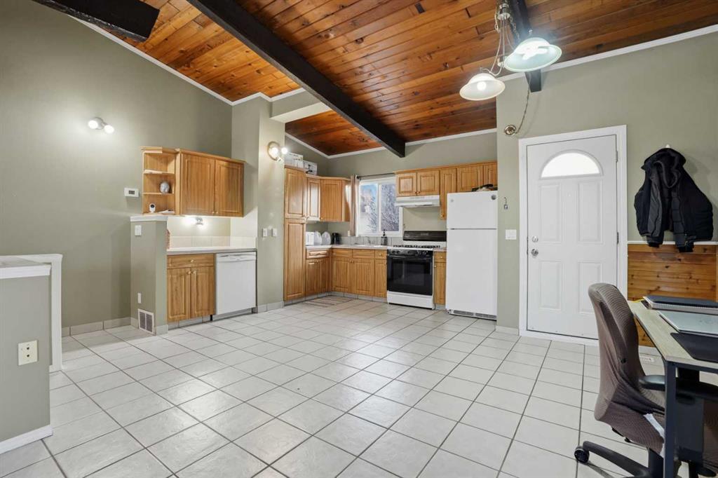 Picture for 107 Pinemont Bay NE