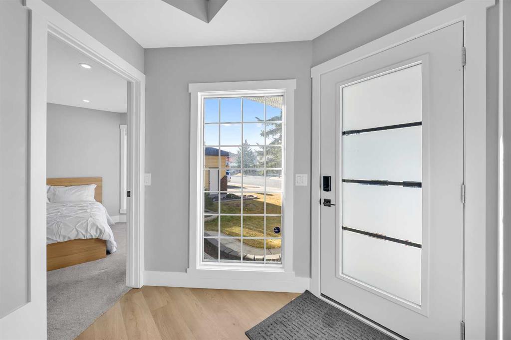 Picture for 122 Hawkstone Drive NW