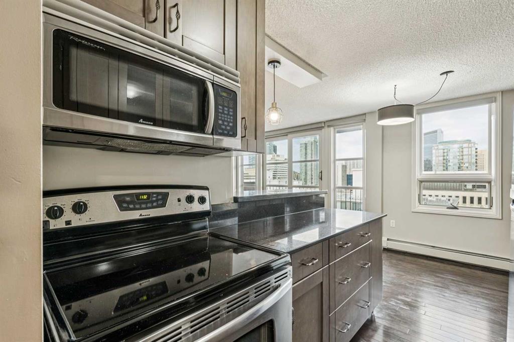 Picture for 1103, 733 14 Avenue SW