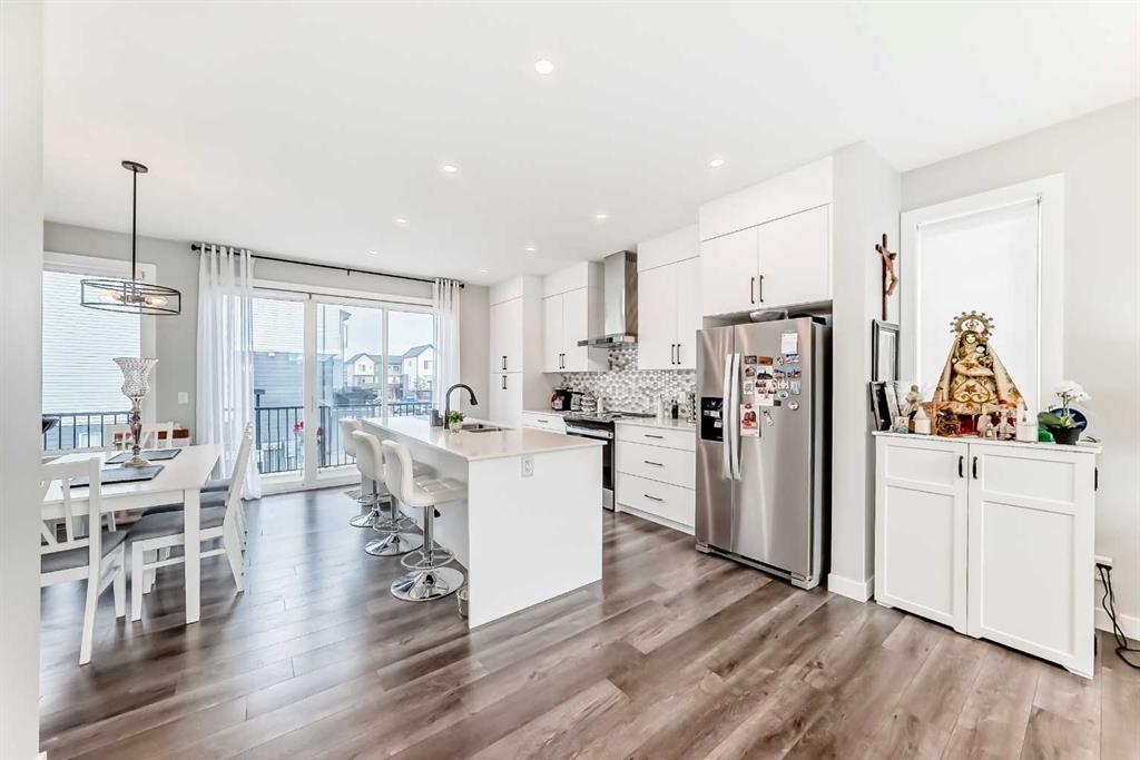 Picture for 71 Skyview Ranch Avenue NE