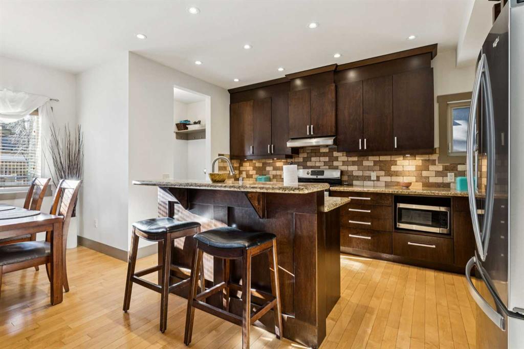 Picture for 1827 Westmount Road NW