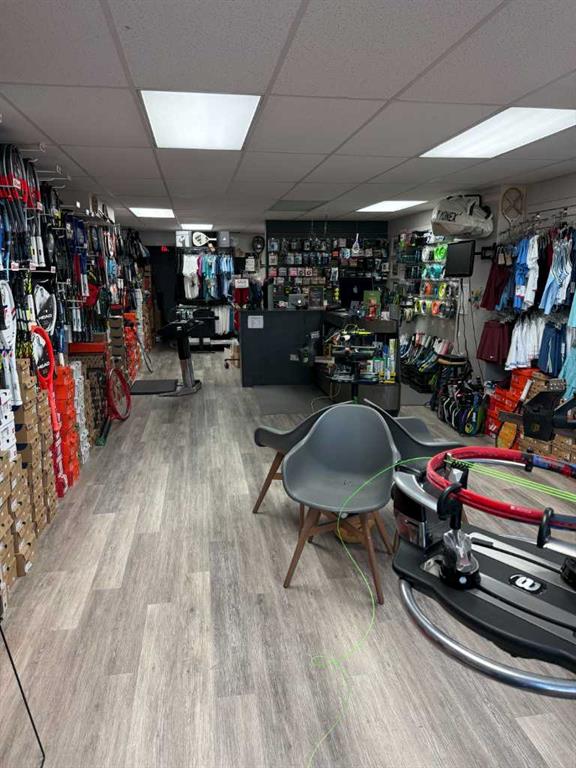 Picture for 2035 26 Avenue SW