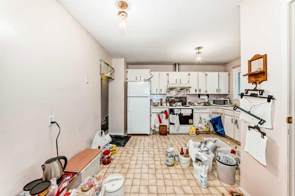 Picture for 352 Malvern Close NE