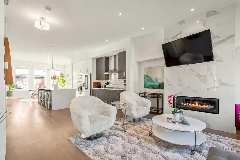 Picture for 303 30 Avenue NE