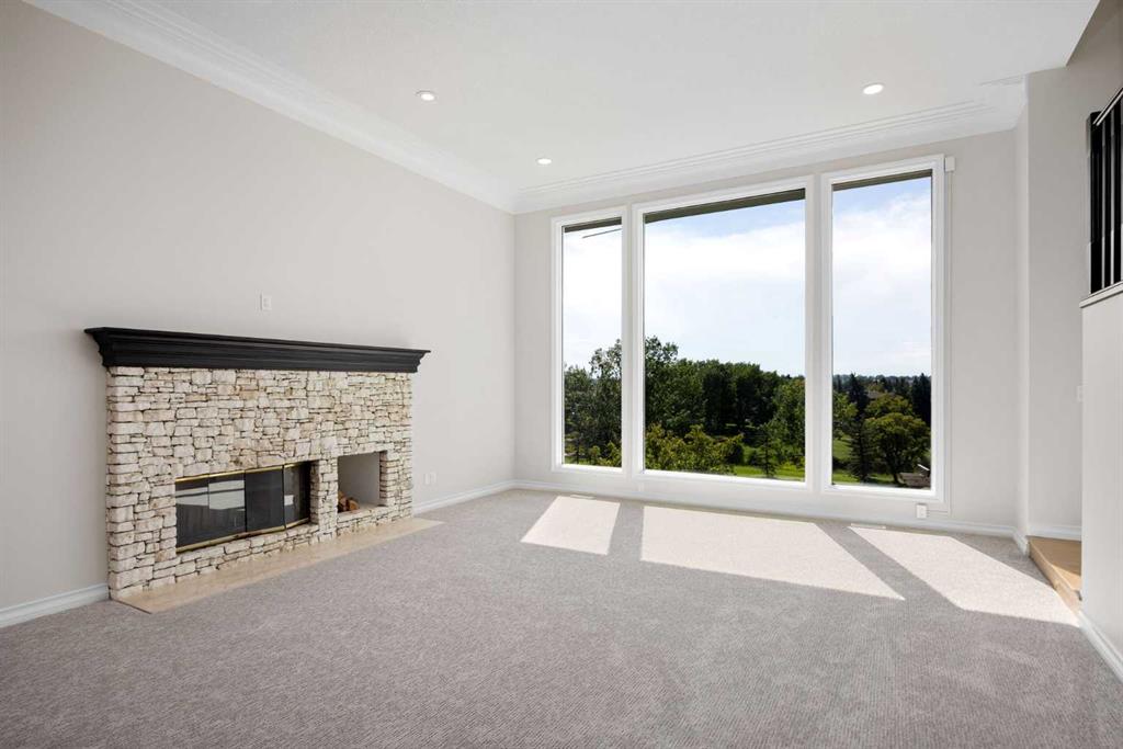 Picture for 21 Douglas Woods Manor SE