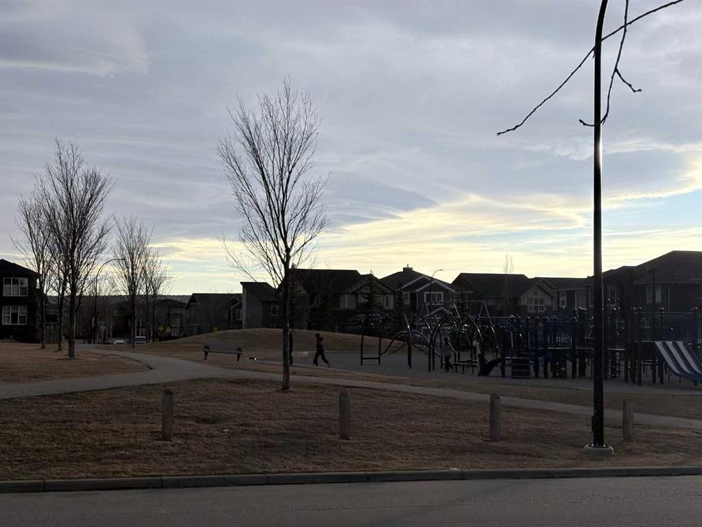 Picture for 36 Evansborough Common NW