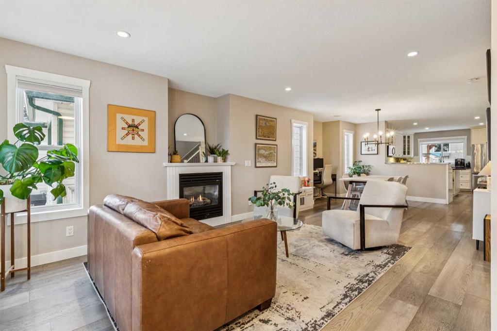 Picture for 133 25 Avenue NE