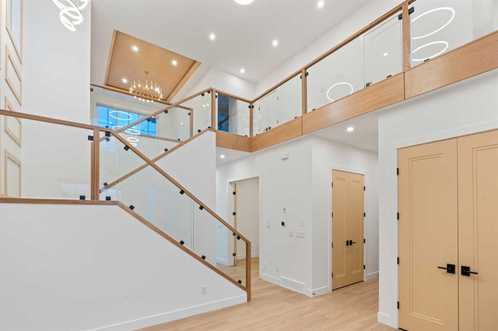 Picture for 230 Royal Birch View NW