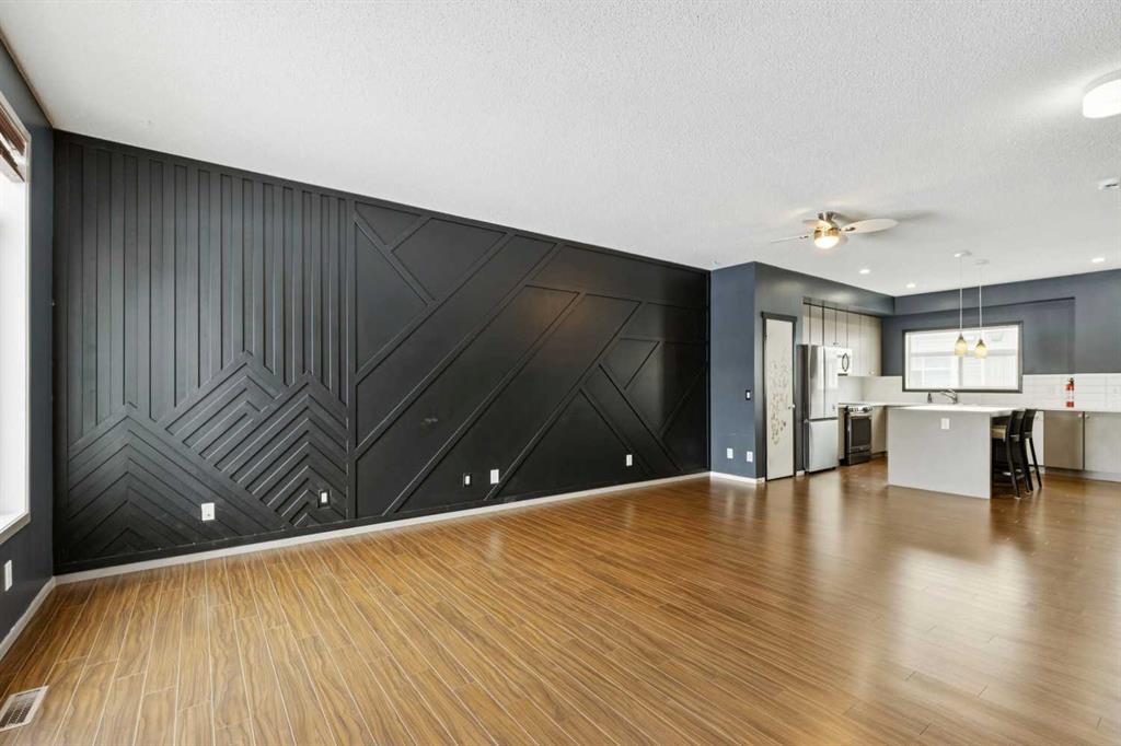 Picture for 33, 300 Evanscreek Court 