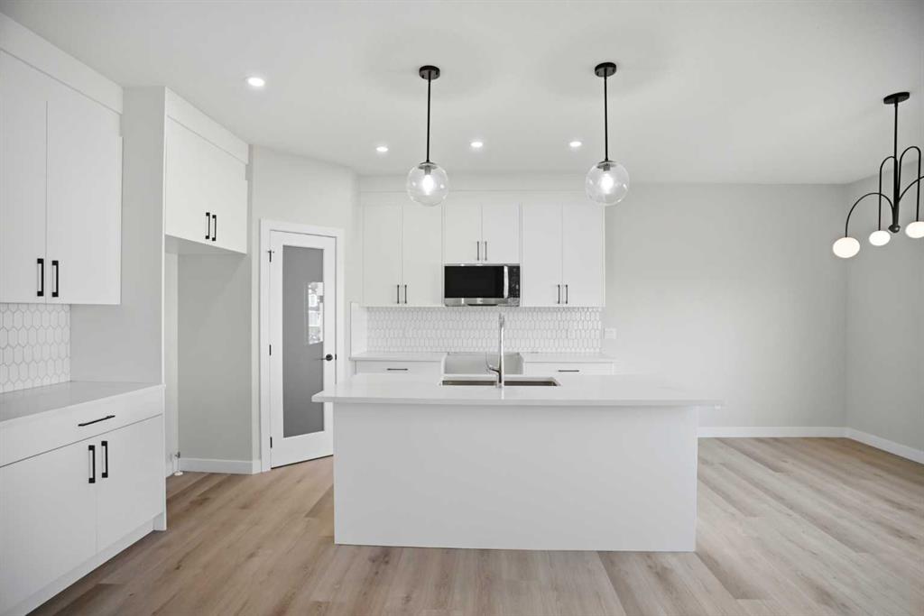 Picture for 109 Corner Glen Green NE