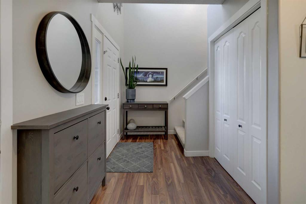 Picture for 124 Stonegate Close NW