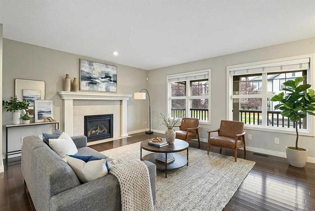 Picture for 221 Prestwick Terrace SE