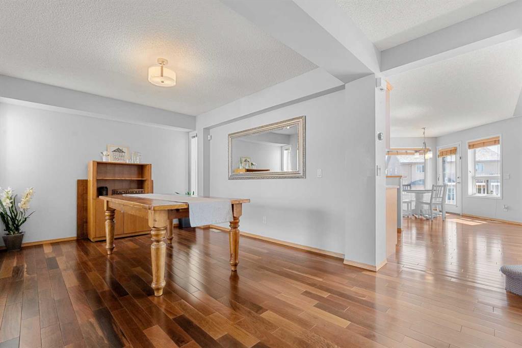 Picture for 136 Coral Springs Landing NE