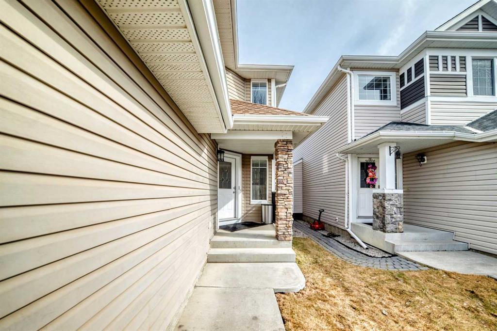 Picture for 94 Cougar Plateau Way SW