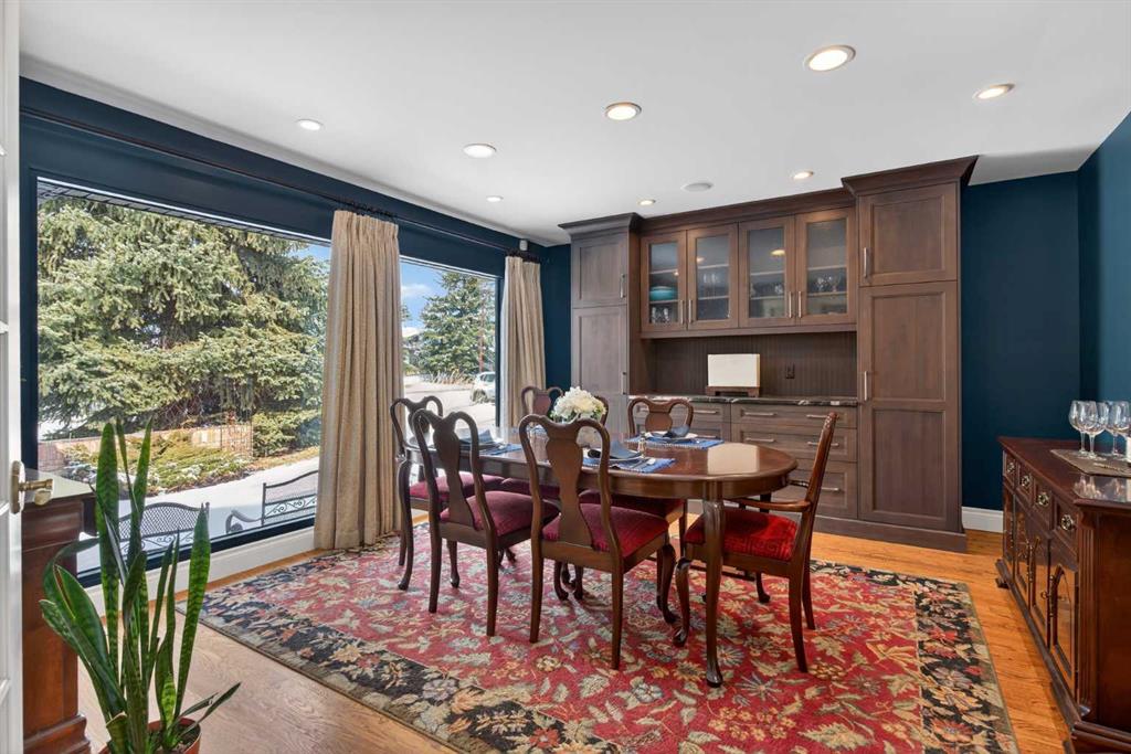 Picture for 12 Midpark Place SE