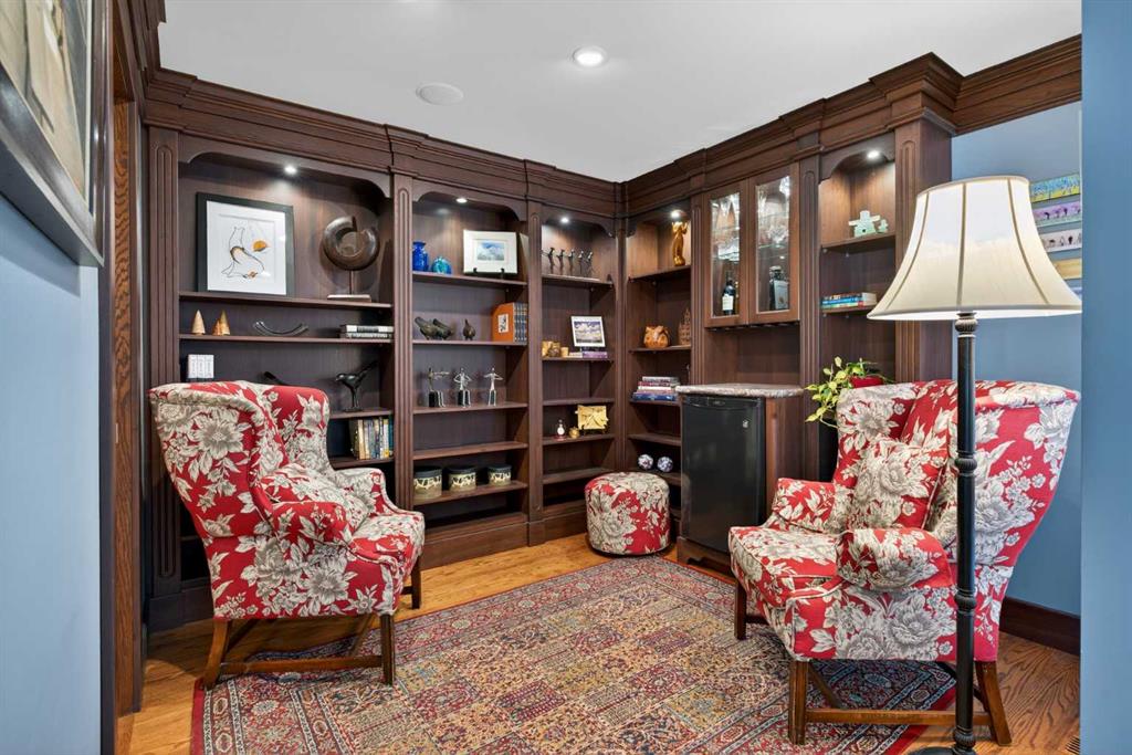 Picture for 12 Midpark Place SE