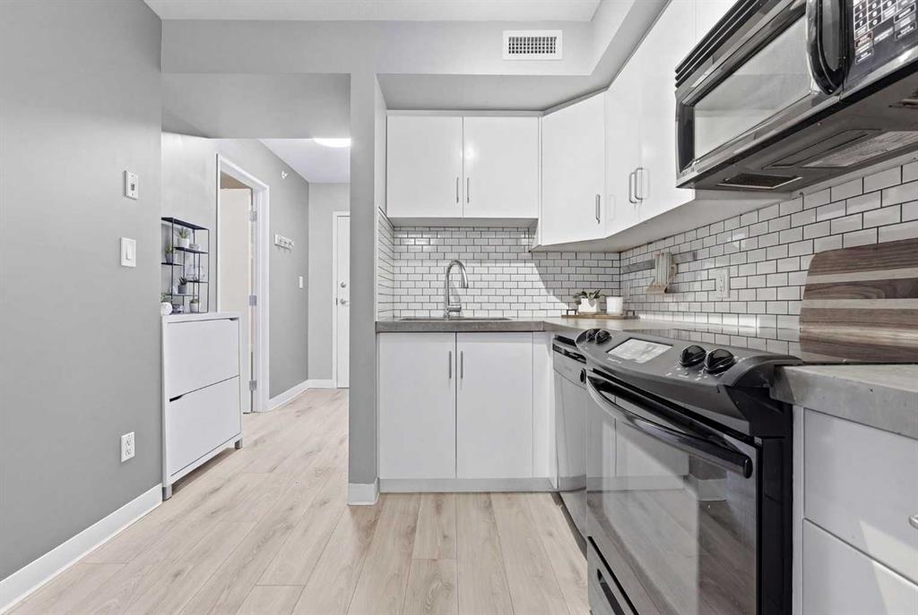 Picture for 203, 188 15 Avenue SW