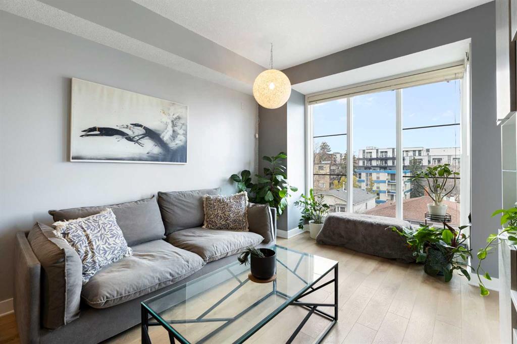 Picture for 303, 2307 14 Street SW