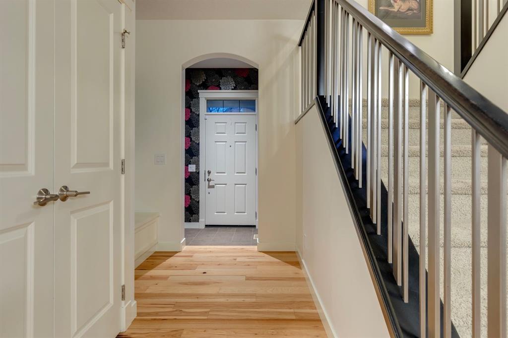 Picture for 29 Aspenshire Crescent SW