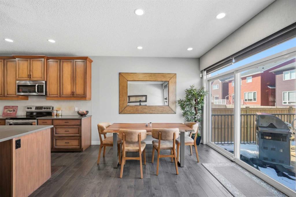 Picture for 21 SAVANNA Green NE