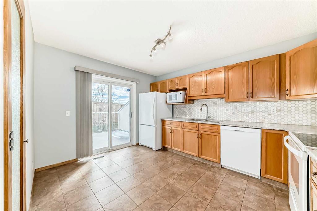 Picture for 16 Edenwold Green NW