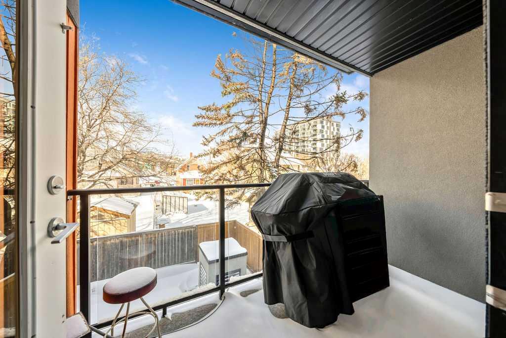 Picture for 207, 414 Meredith Road NE