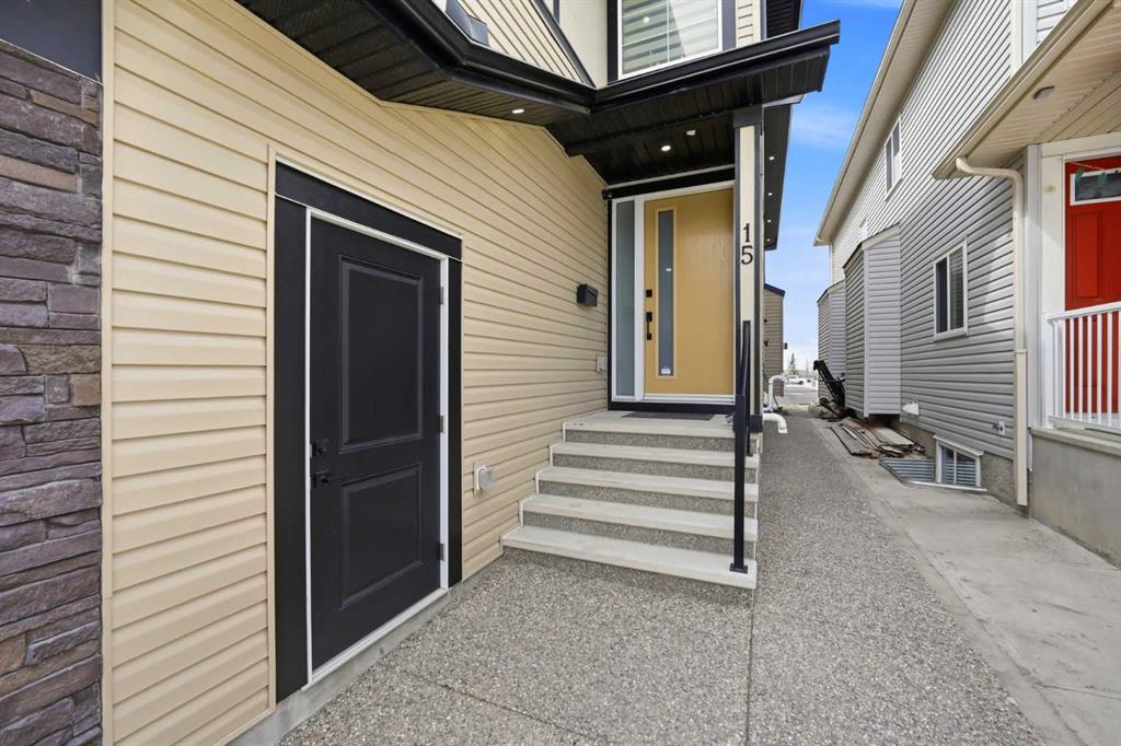 Picture for 15 Saddlecrest Link NE