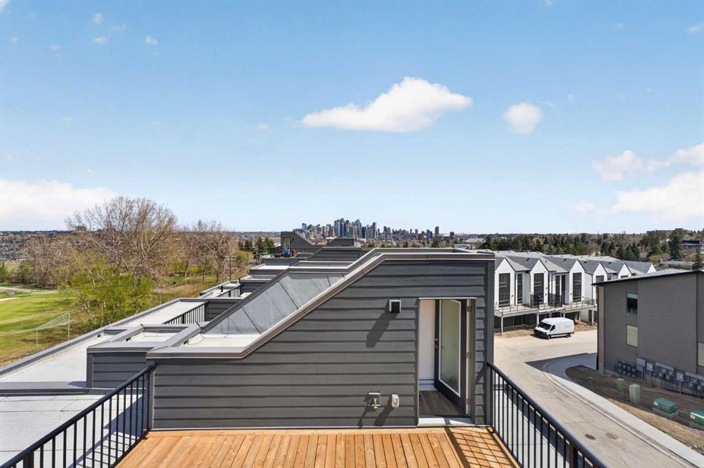 Picture for 2537 Sovereign Crescent SW