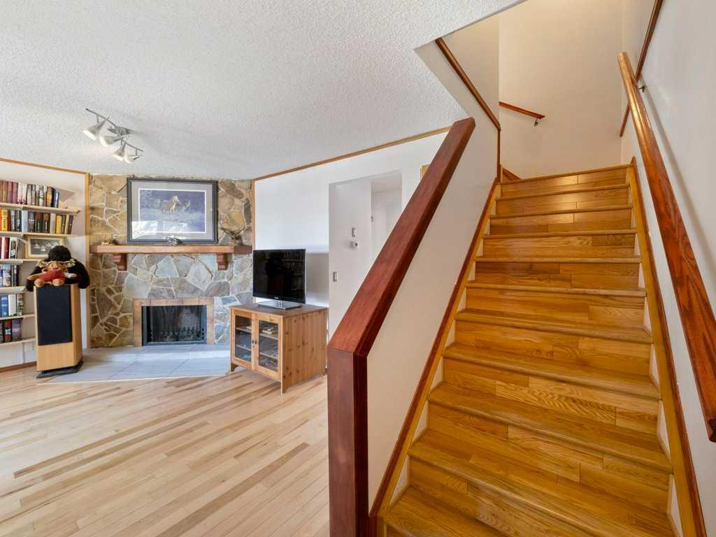 Picture for 143 Erin Mount Place SE