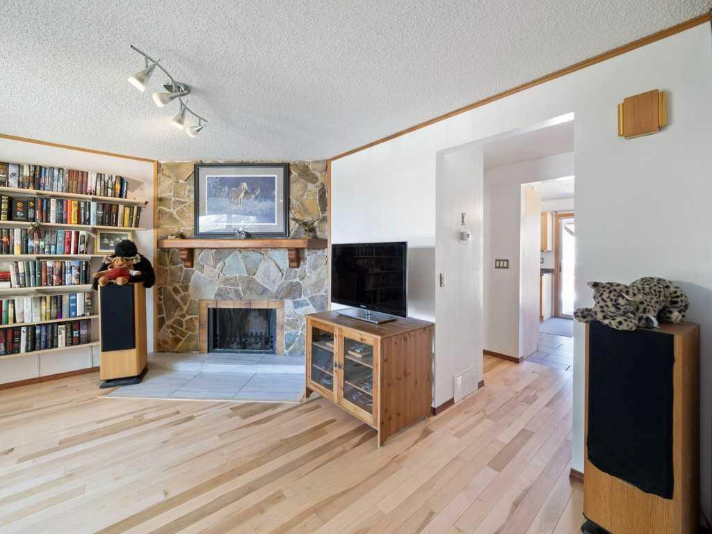 Picture for 143 Erin Mount Place SE